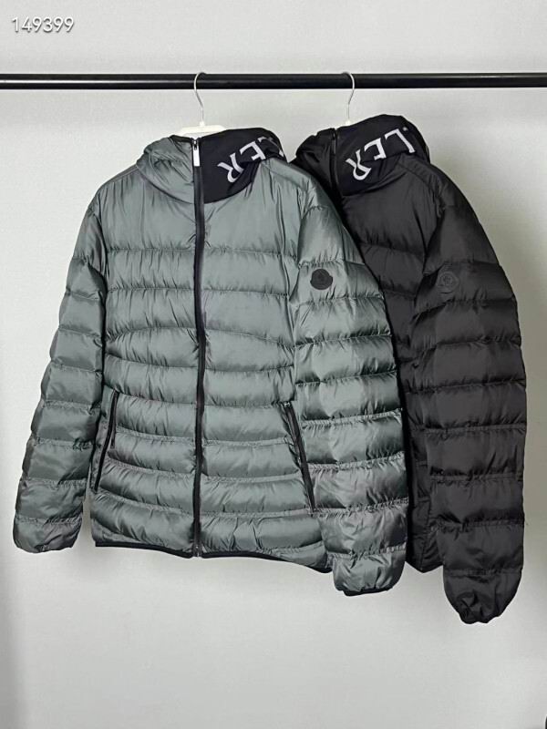 Moncler sz1-5 26yr260